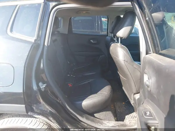 3C4NJDBB1LT164986 2020 JEEP COMPASS - Image 8