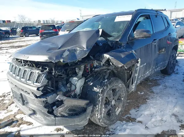 3C4NJDBB1LT196918 2020 JEEP COMPASS - Image 2