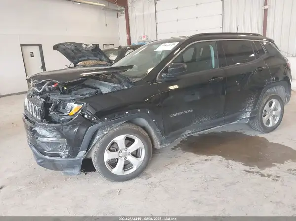 3C4NJDBB1LT224359 2020 JEEP COMPASS - Image 2