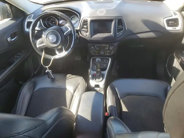 3C4NJDBB1LT240173 2020 JEEP COMPASS - Image 8