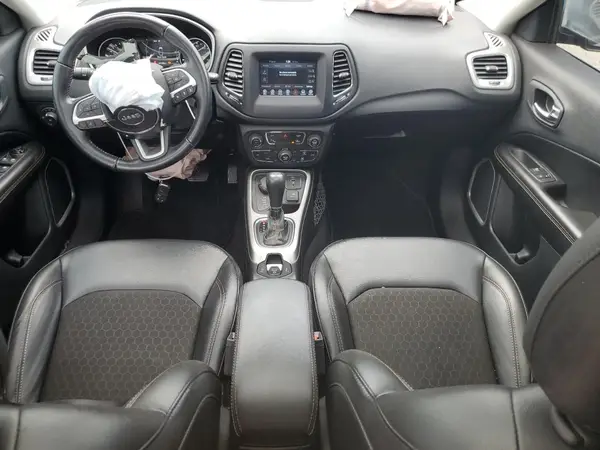 3C4NJDBB1LT252257 2020 JEEP COMPASS - Image 8
