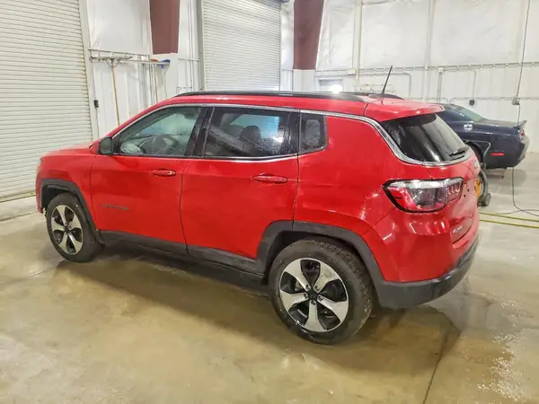 3C4NJDBB1LT256681 2020 JEEP COMPASS - Image 2