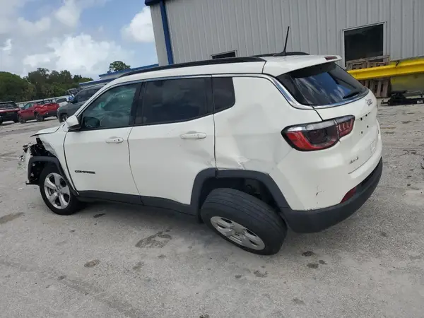 3C4NJDBB1MT509824 2021 JEEP COMPASS - Image 2