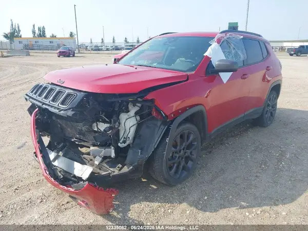 3C4NJDBB1MT517552 2021 JEEP COMPASS - Image 2