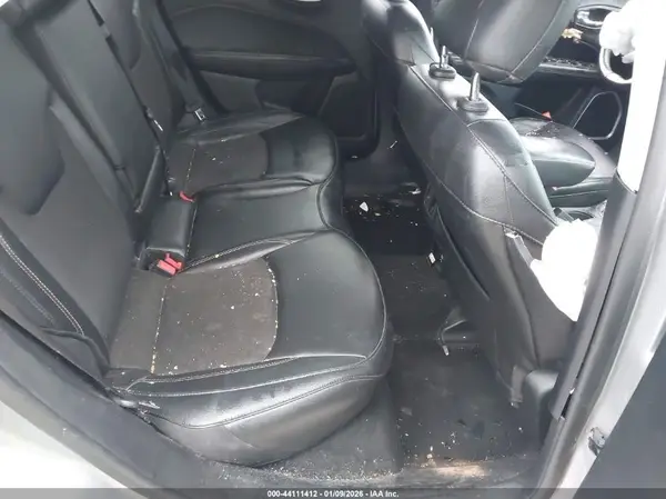 3C4NJDBB1MT530110 2021 JEEP COMPASS - Image 8