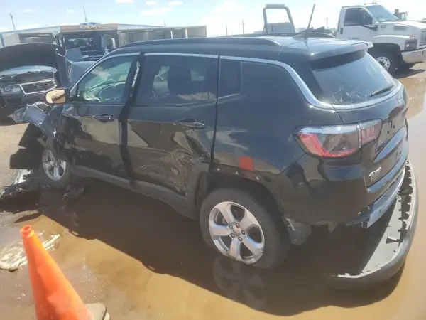 3C4NJDBB1MT534528 2021 JEEP COMPASS - Image 2