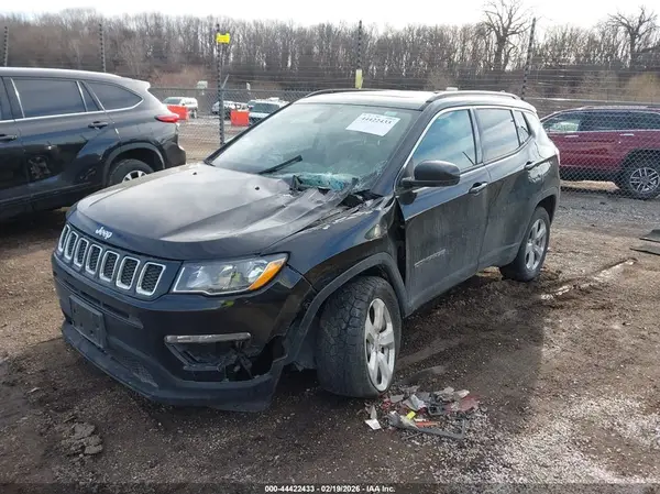 3C4NJDBB1MT534660 2021 JEEP COMPASS - Image 2