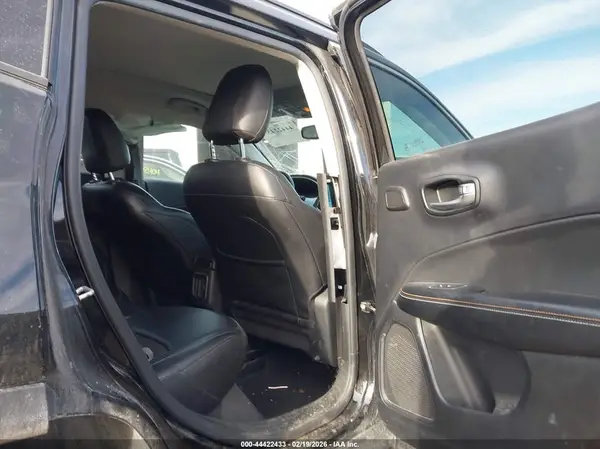 3C4NJDBB1MT534660 2021 JEEP COMPASS - Image 8