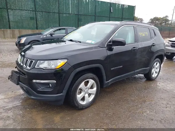 3C4NJDBB1MT540491 2021 JEEP COMPASS - Image 2