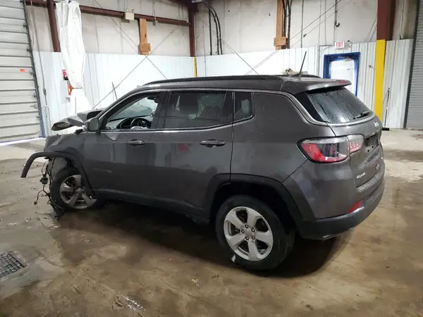 3C4NJDBB1MT547733 2021 JEEP COMPASS - Image 2