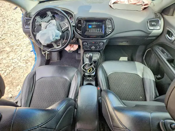 3C4NJDBB1MT557100 2021 JEEP COMPASS - Image 8