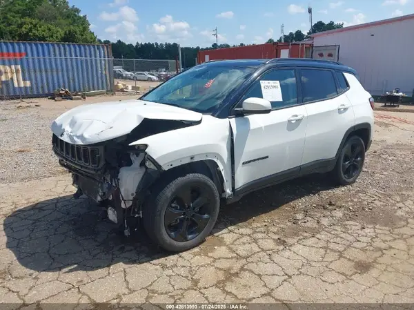 3C4NJDBB1MT568792 2021 JEEP COMPASS - Image 2