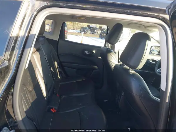 3C4NJDBB1MT569327 2021 JEEP COMPASS - Image 8