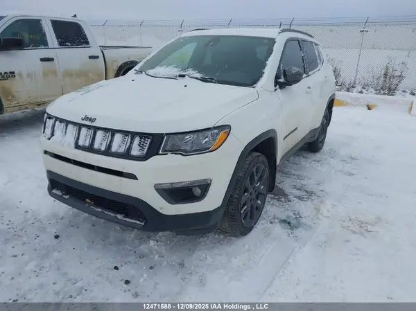 3C4NJDBB1MT588136 2021 JEEP COMPASS - Image 2
