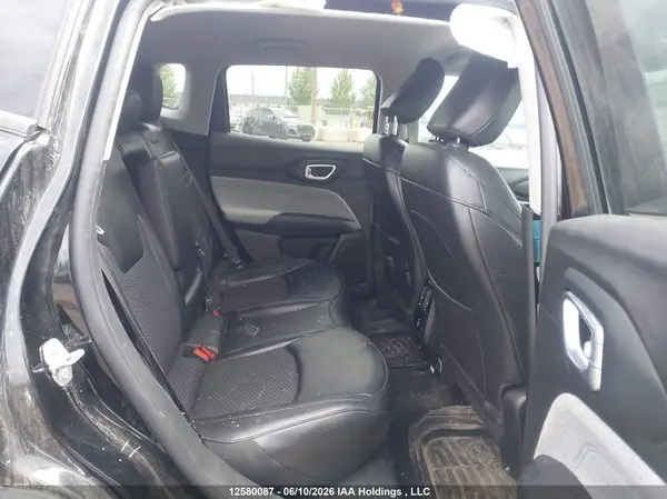 3C4NJDBB1NT104306 2022 JEEP COMPASS - Image 8