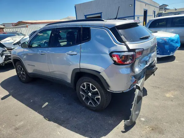 3C4NJDBB1NT118514 2022 JEEP COMPASS - Image 2