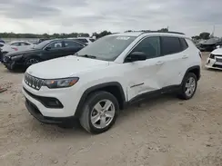 3C4NJDBB1NT165722 2022 JEEP COMPASS