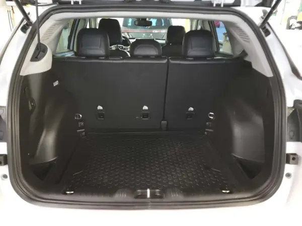 3C4NJDBB1NT205930 2022 JEEP COMPASS - Image 2