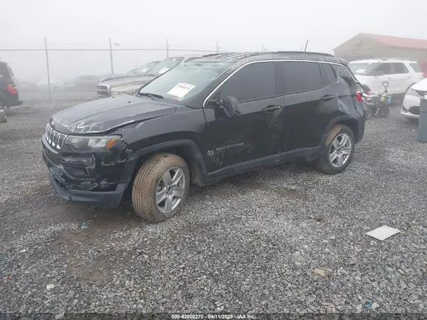 3C4NJDBB1NT216183 2022 JEEP COMPASS - Image 2