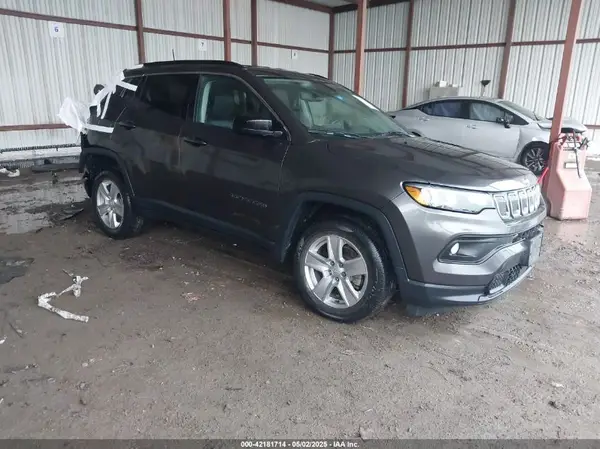 3C4NJDBB1NT223599 2022 JEEP COMPASS - Image 1