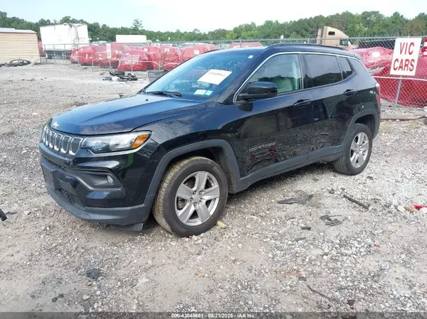3C4NJDBB1NT230780 2022 JEEP COMPASS - Image 2