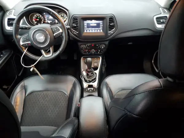 3C4NJDBB2HT578978 2017 JEEP COMPASS - Image 8
