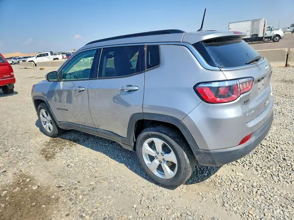 3C4NJDBB2HT616662 2017 JEEP COMPASS - Image 2