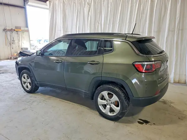 3C4NJDBB2HT646941 2017 JEEP COMPASS - Image 2
