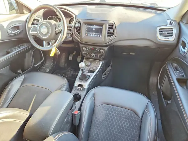 3C4NJDBB2HT650858 2017 JEEP COMPASS - Image 8