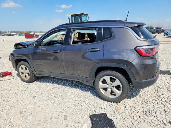 3C4NJDBB2HT651654 2017 JEEP COMPASS - Image 2
