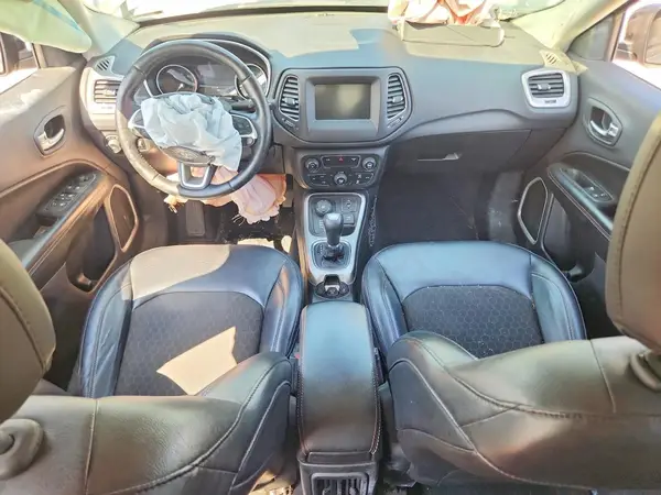3C4NJDBB2HT651654 2017 JEEP COMPASS - Image 8