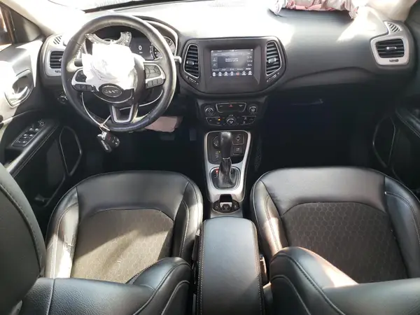 3C4NJDBB2HT657308 2017 JEEP COMPASS - Image 8
