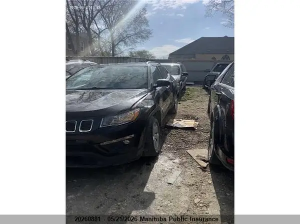 3C4NJDBB2HT660225 2017 JEEP COMPASS - Image 2