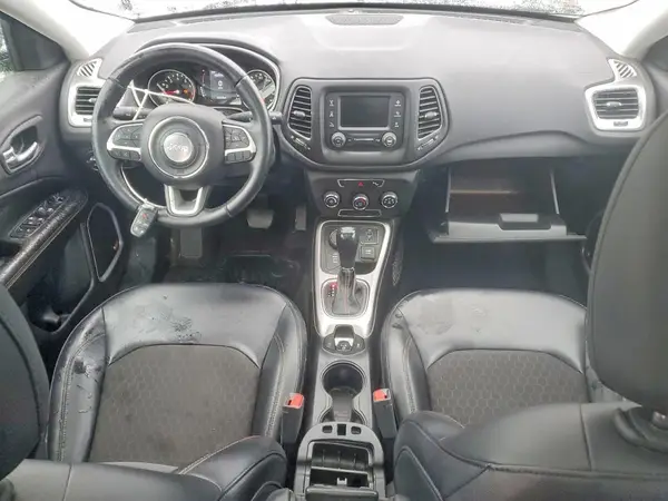 3C4NJDBB2HT665411 2017 JEEP COMPASS - Image 8