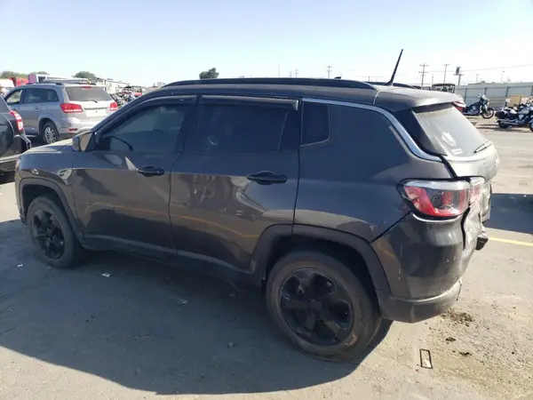 3C4NJDBB2HT674755 2017 JEEP COMPASS - Image 2