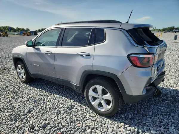 3C4NJDBB2HT680569 2017 JEEP COMPASS - Image 2