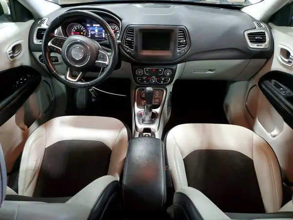 3C4NJDBB2HT693404 2017 JEEP COMPASS - Image 8