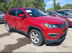 3C4NJDBB2JT111940 2018 JEEP COMPASS
