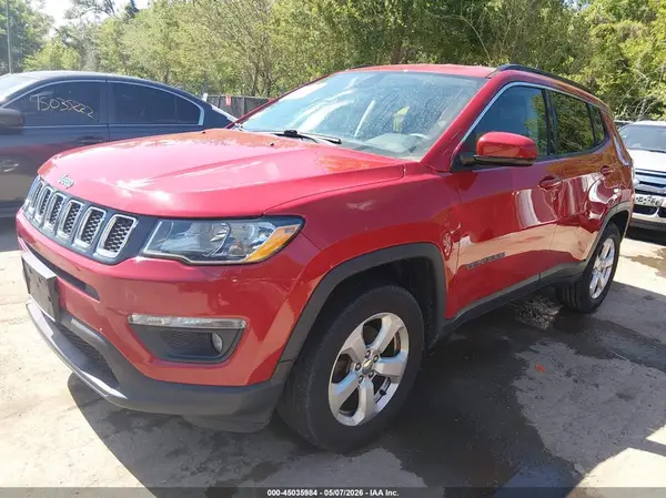 3C4NJDBB2JT111940 2018 JEEP COMPASS - Image 2