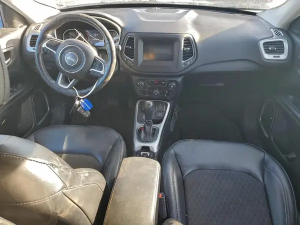 3C4NJDBB2JT112702 2018 JEEP COMPASS - Image 8