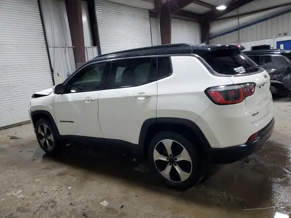 3C4NJDBB2JT113493 2018 JEEP COMPASS - Image 2
