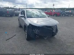 3C4NJDBB2JT114224 2018 JEEP COMPASS