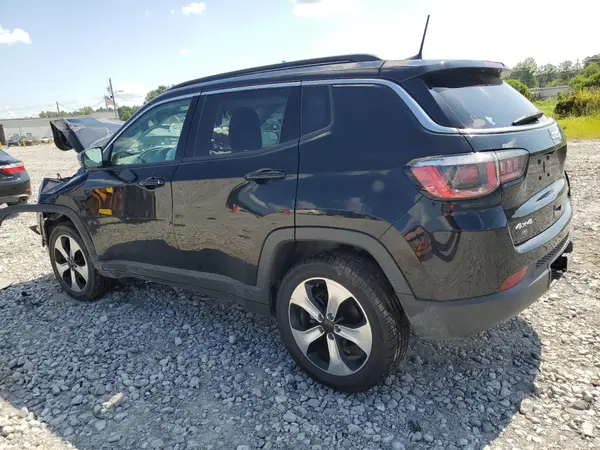 3C4NJDBB2JT115986 2018 JEEP COMPASS - Image 2