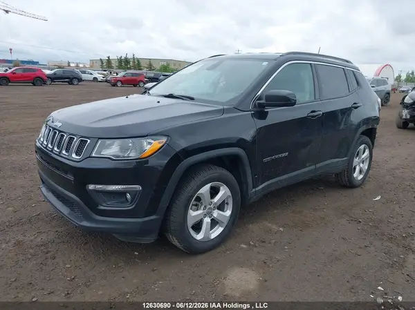 3C4NJDBB2JT127958 2018 JEEP COMPASS - Image 2