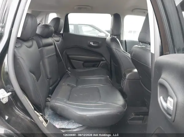 3C4NJDBB2JT127958 2018 JEEP COMPASS - Image 8