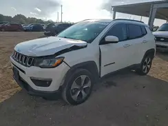 3C4NJDBB2JT131606 2018 JEEP COMPASS