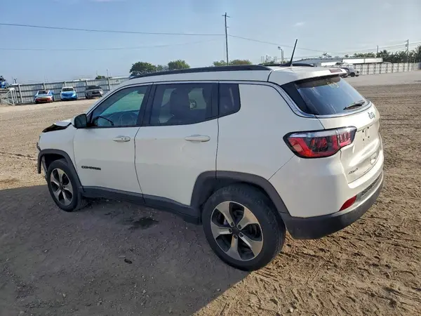 3C4NJDBB2JT131606 2018 JEEP COMPASS - Image 2