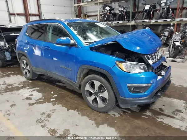 3C4NJDBB2JT136580 2018 JEEP COMPASS - Image 1
