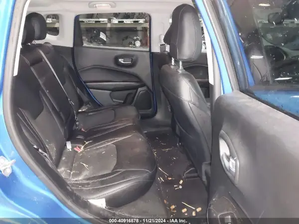 3C4NJDBB2JT136580 2018 JEEP COMPASS - Image 8