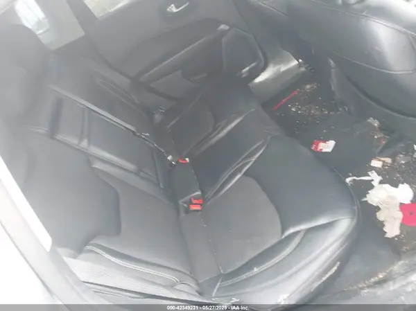 3C4NJDBB2JT140726 2018 JEEP COMPASS - Image 8
